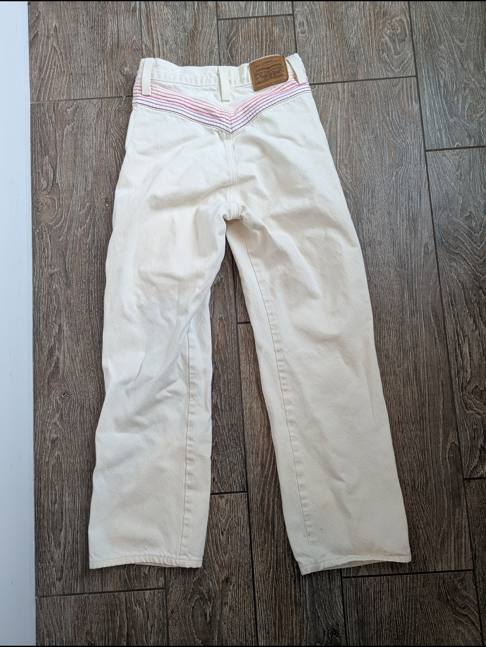 Levi's Ribcage Straight Ankle Jean Size 25 Rainbow Stitch Ecru Ivory Embroidery